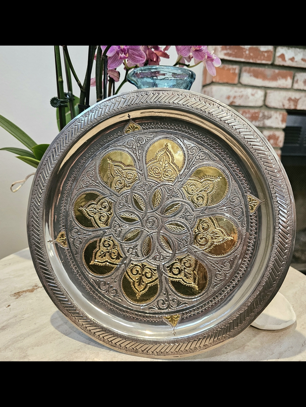 Decorative Mixed Metal Silver and Gold Wall Plate Ornate Floral Design Round Vtg